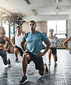 Antalya’da akşam 18:00–19:00 Karma Kondisyon: interval kardiyo + dairesel direnç + core ile kilo ver, şekillen, kondisyonunu artır. Pazartesi–Çarşamba–Cuma, antrenör kontrolü, seviye bazlı modifikasyon. Hemen kayıt ol!