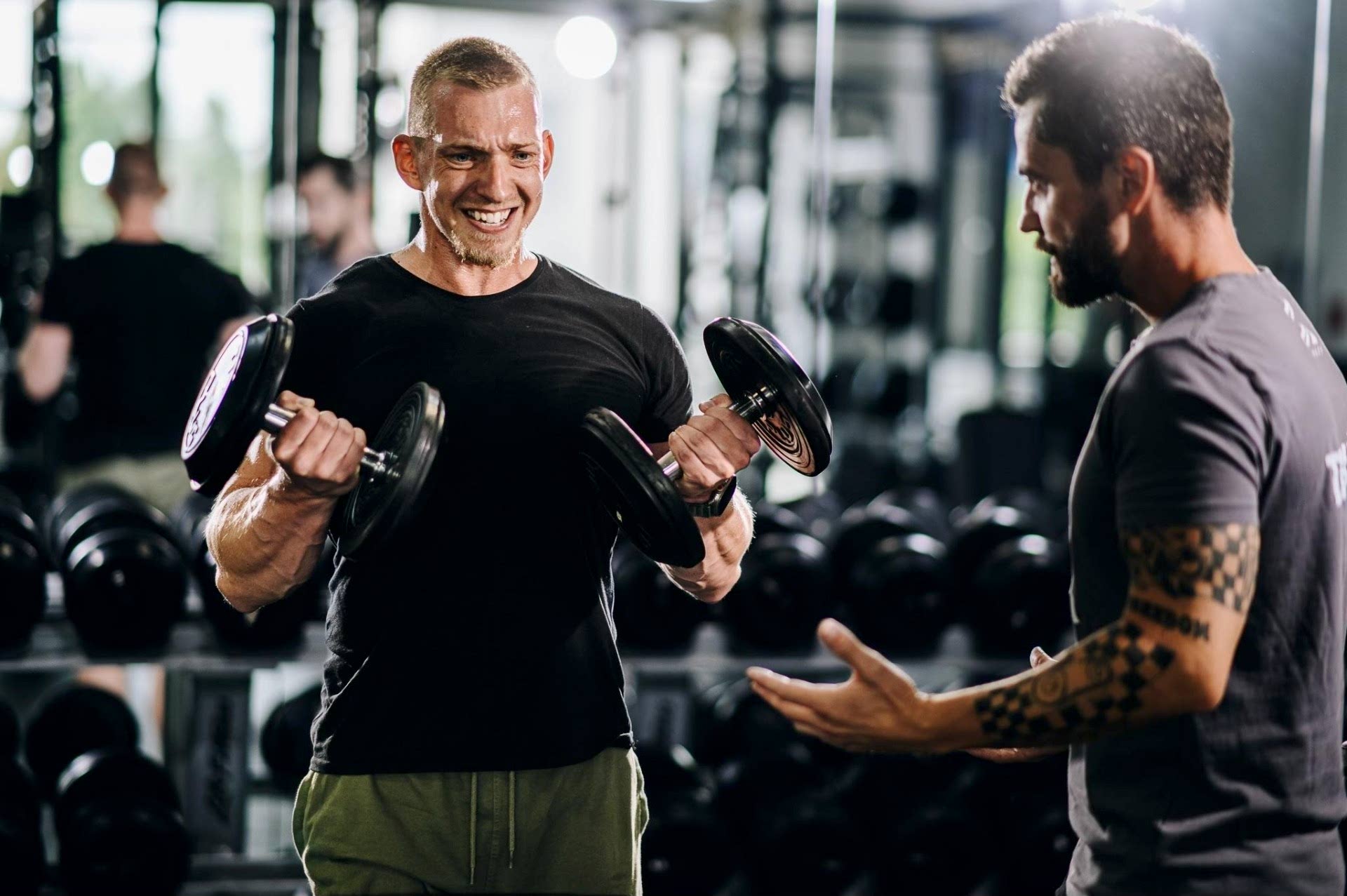 Personal Trainer Antalya | 1’e1 Kişiye Özel Antrenörlük | Transform Gym 1’e1 koçluk, hedefe özel program, teknik düzeltme ve 2 haftada ölçüm ile hızlı, güvenli ve kalıcı gelişim. Personal Trainer Antalya – Transform Gym.